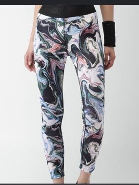 Nike Watercolor Marbel Abstract Maximalist Bold Workout Athleisure Leggings XS